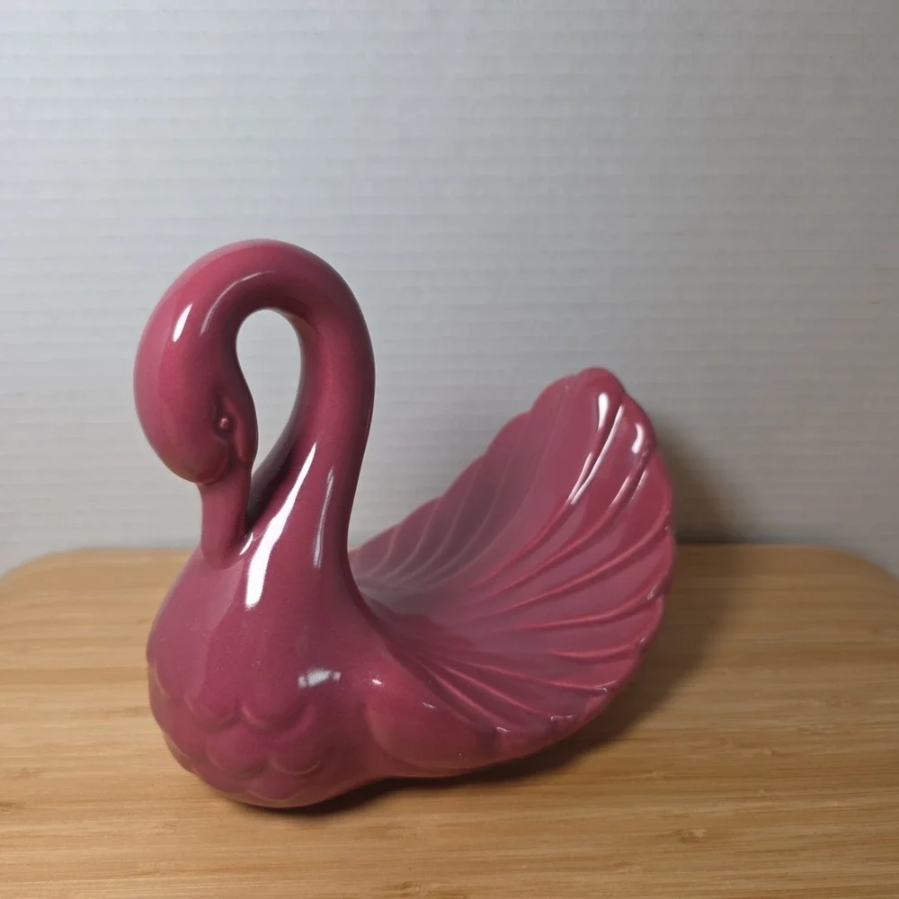 Vintage Andre Richard Swan Towel Holder Figurine 1980's Decor Maroon Gloss Glaze